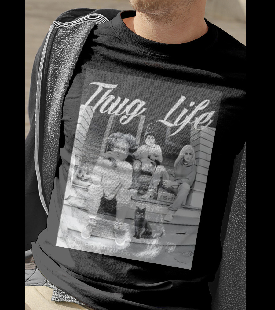 Hocus Pocus Thug Life Witchy Trio With Black Cat And Pumpkin Porch Scene T-Shirt