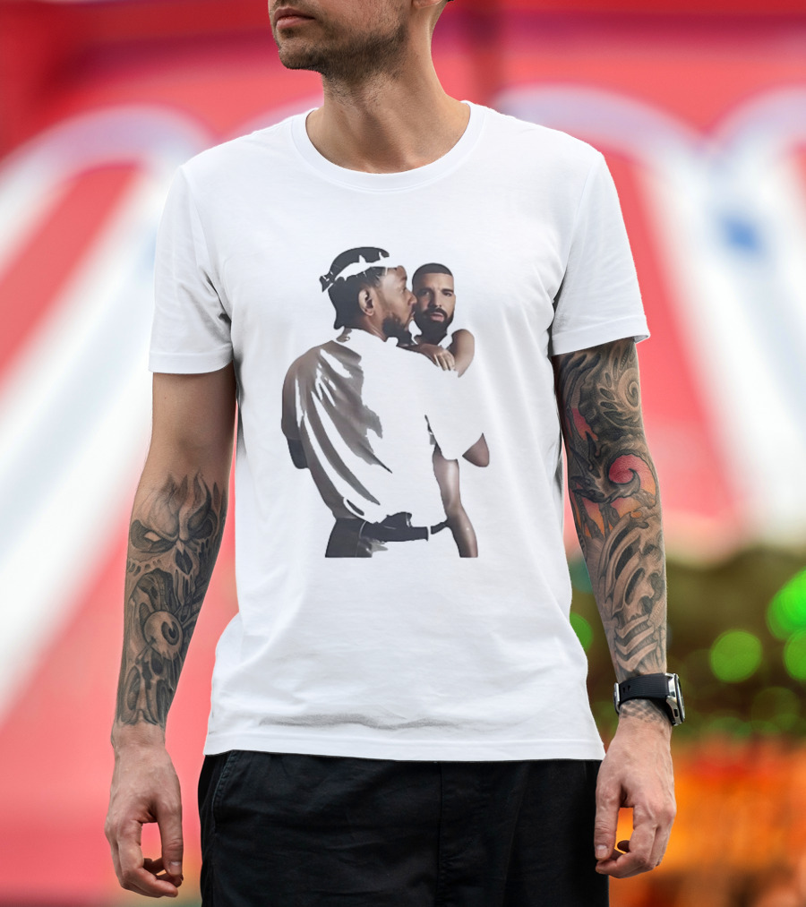 Kendrick Lamar Carrying Drake Rapper Stars Funny Image T-Shirt