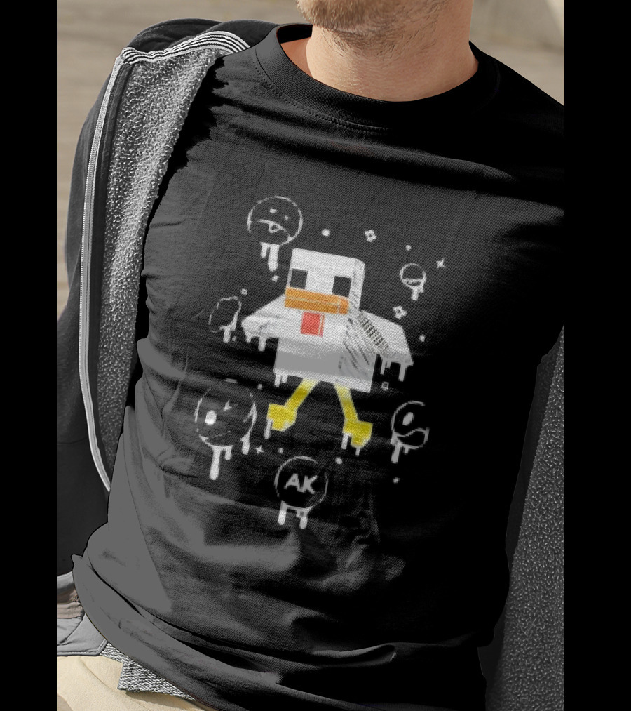 Van Meneer Kippie AK Blocky Chicken With Dripping Faces T-Shirt