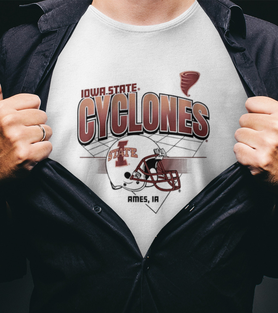 Iowa State Cyclones Ames Helmet Grid Tornado Vintage T-Shirt