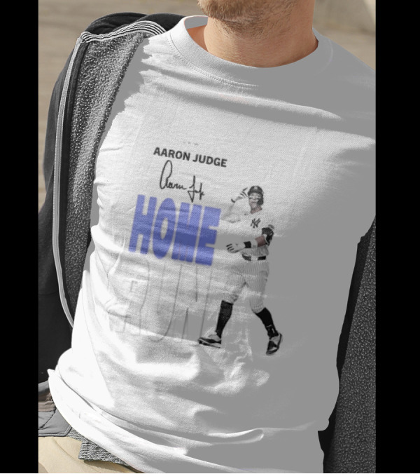 Aaron Judge Home Run New York Yankees Signature T-Shirt