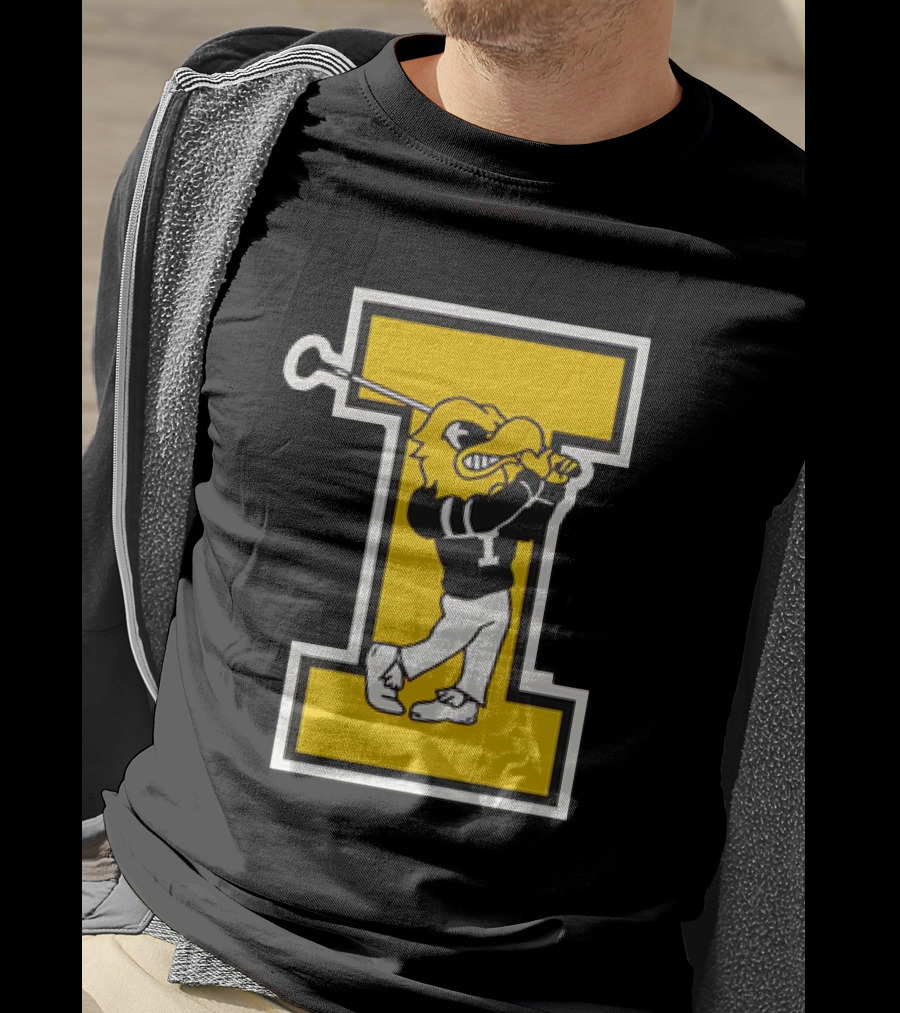Iowa Hawkeyes Golf Vintage Logo Swinging Herky T-Shirt