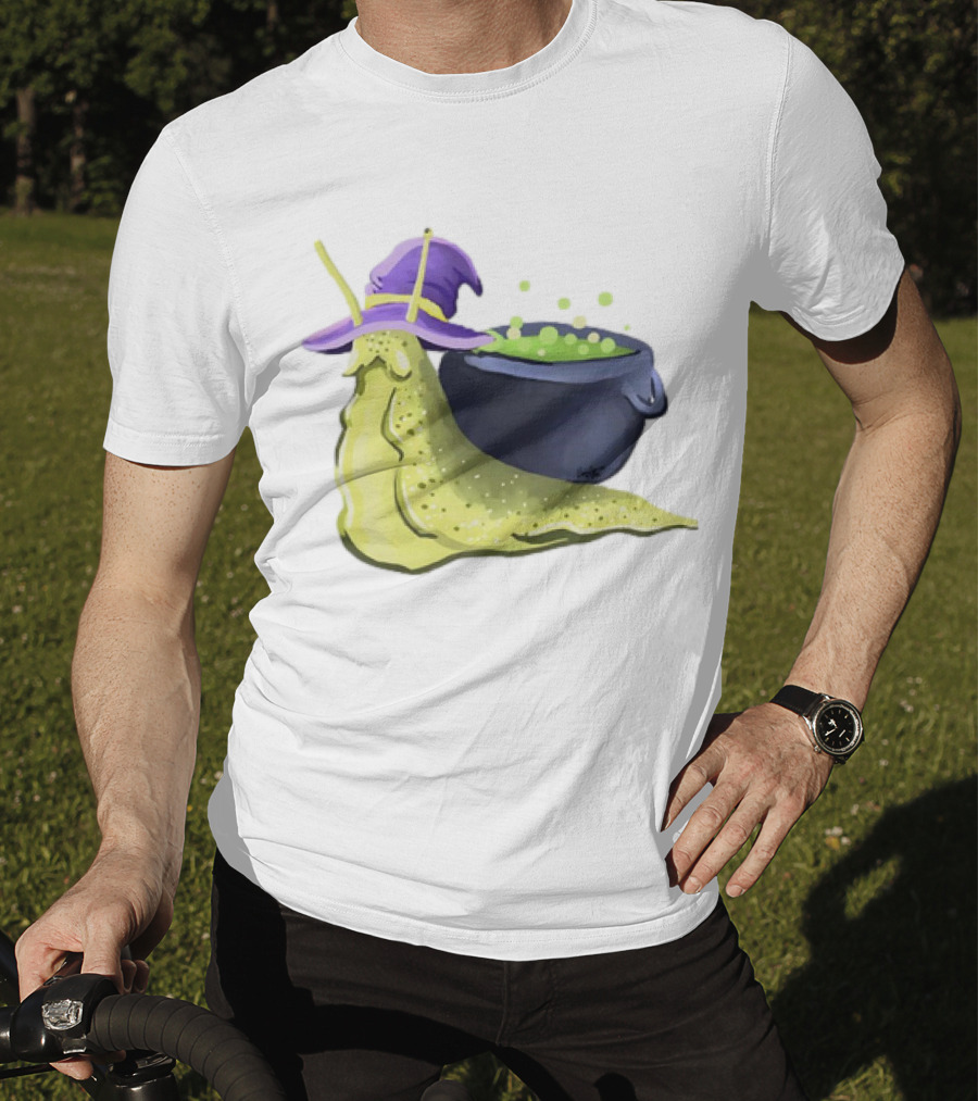 Cauldron Snail Classic Witch Hat Potion Magic T-Shirt