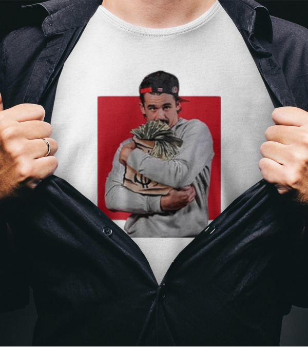 Seth Jarvis $eth Jarvi$ BreakingT Money Bag Hug T-Shirt