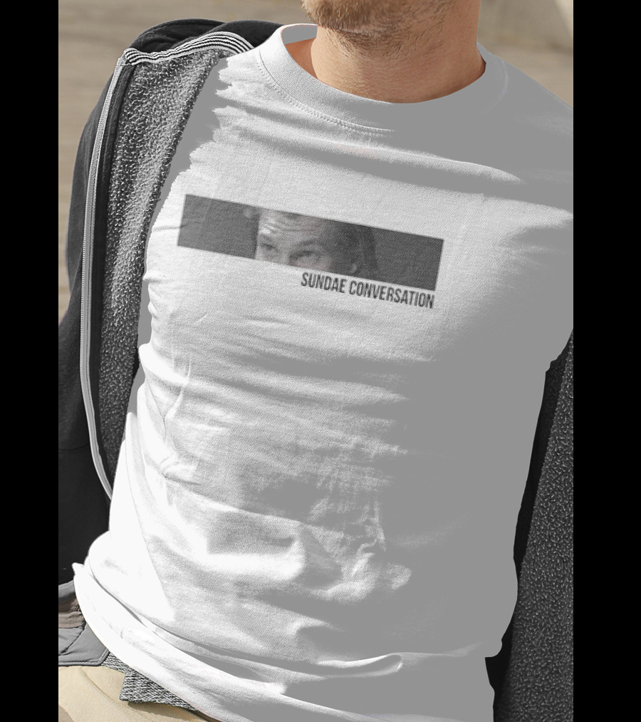 Sundae Conversation Eyes Peeking Expression T-Shirt