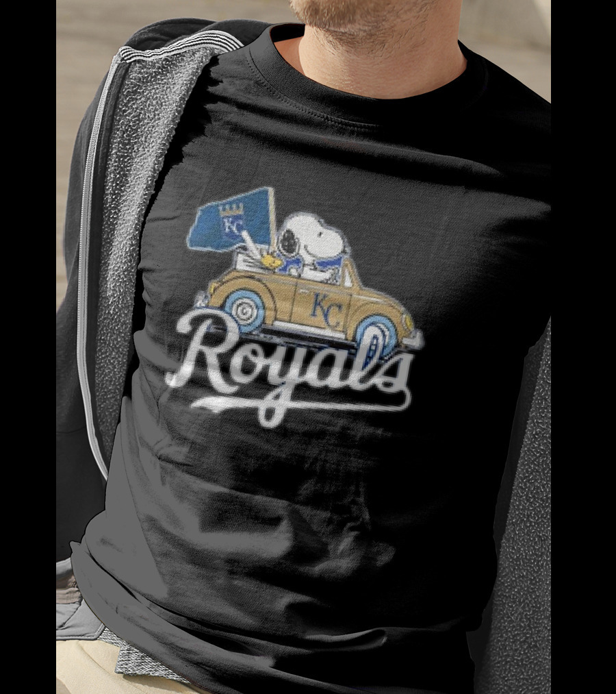 Kansas City Royals Snoopy Woodstock Car KC Flag T-Shirt