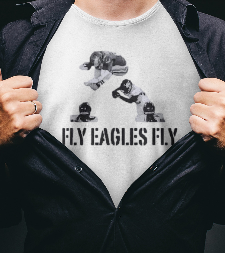 Fly Eagles Fly Saquon Barkley Hurdle Football Moment T-Shirt