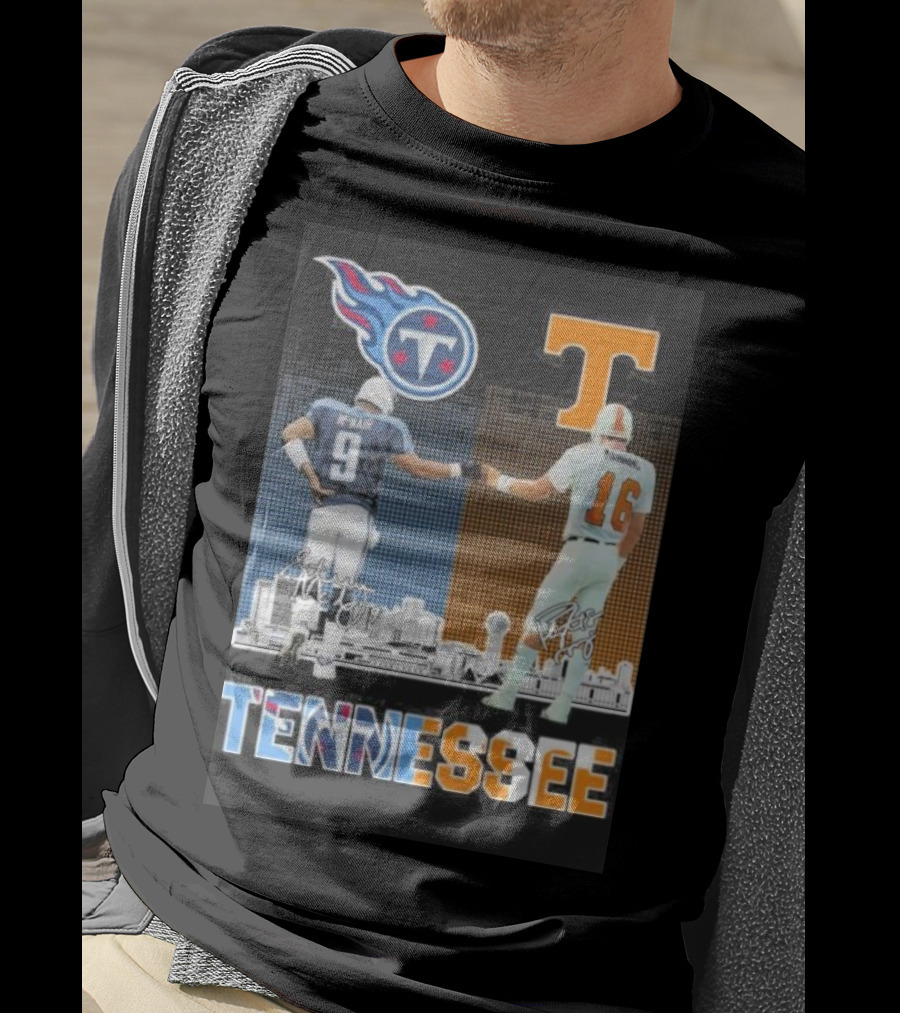 Tennessee Titans Steve McNair Peyton Manning Volunteers Skyline T-Shirt