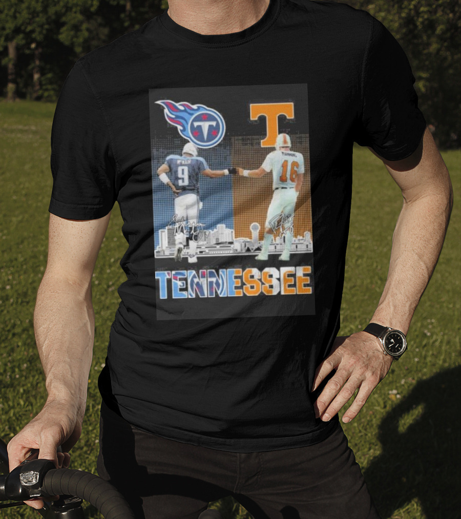 Tennessee Titans Steve McNair Peyton Manning Volunteers Skyline T-Shirt