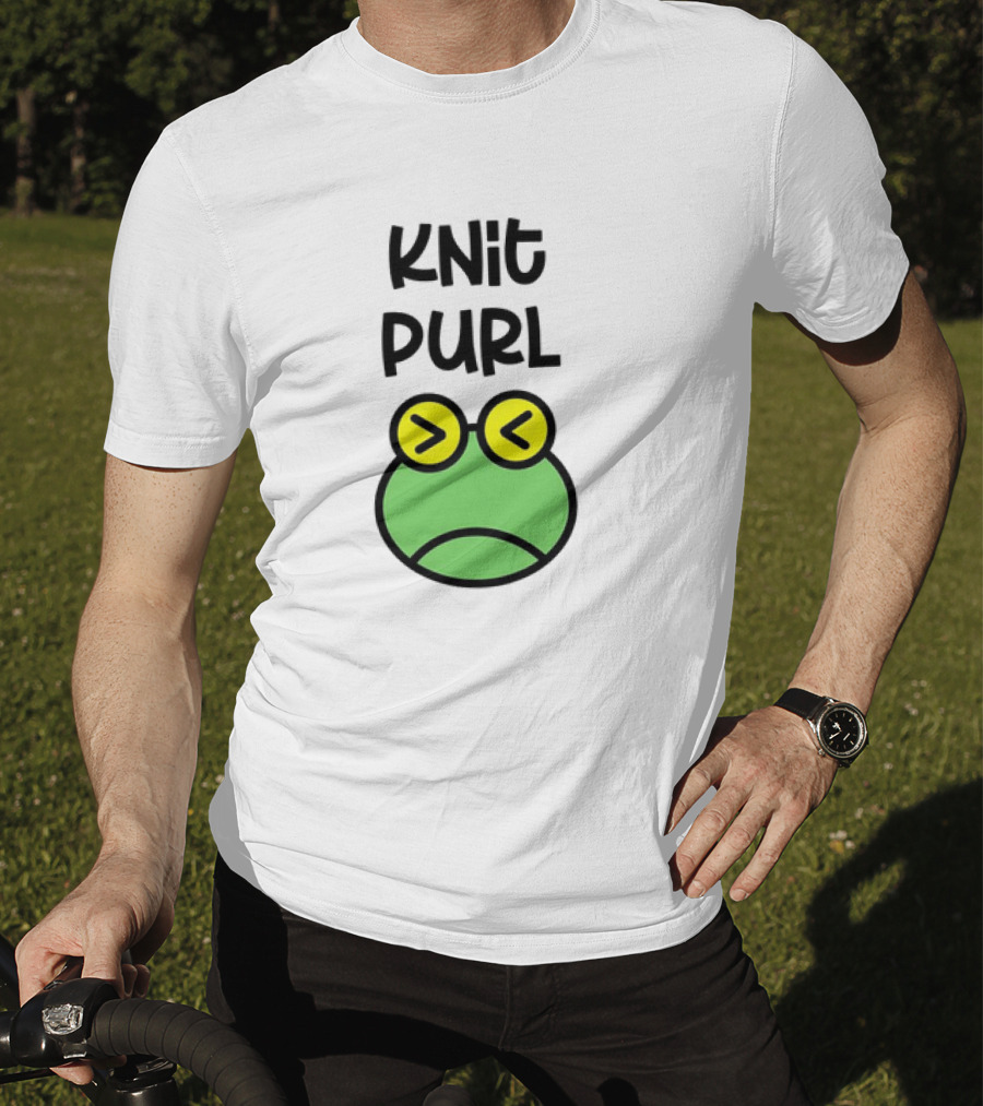 Knit Purl Frog With Glasses Pouting Face T-Shirt