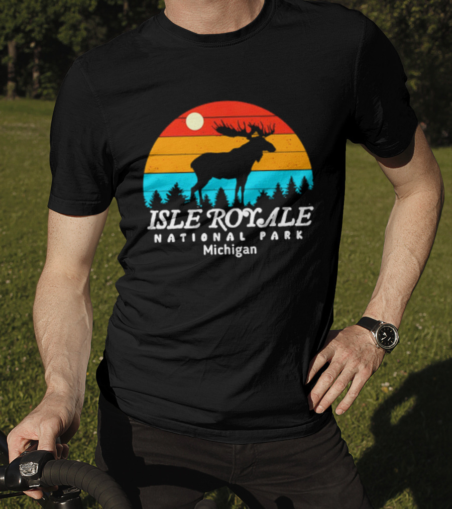 Isle Royale National Park Michigan Vintage Sunset Moose T-Shirt