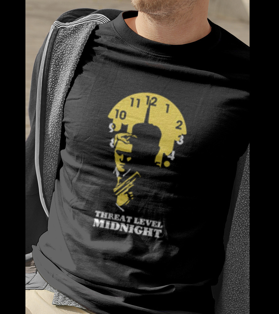 Threat Level Midnight The Office Clock Face T-Shirt