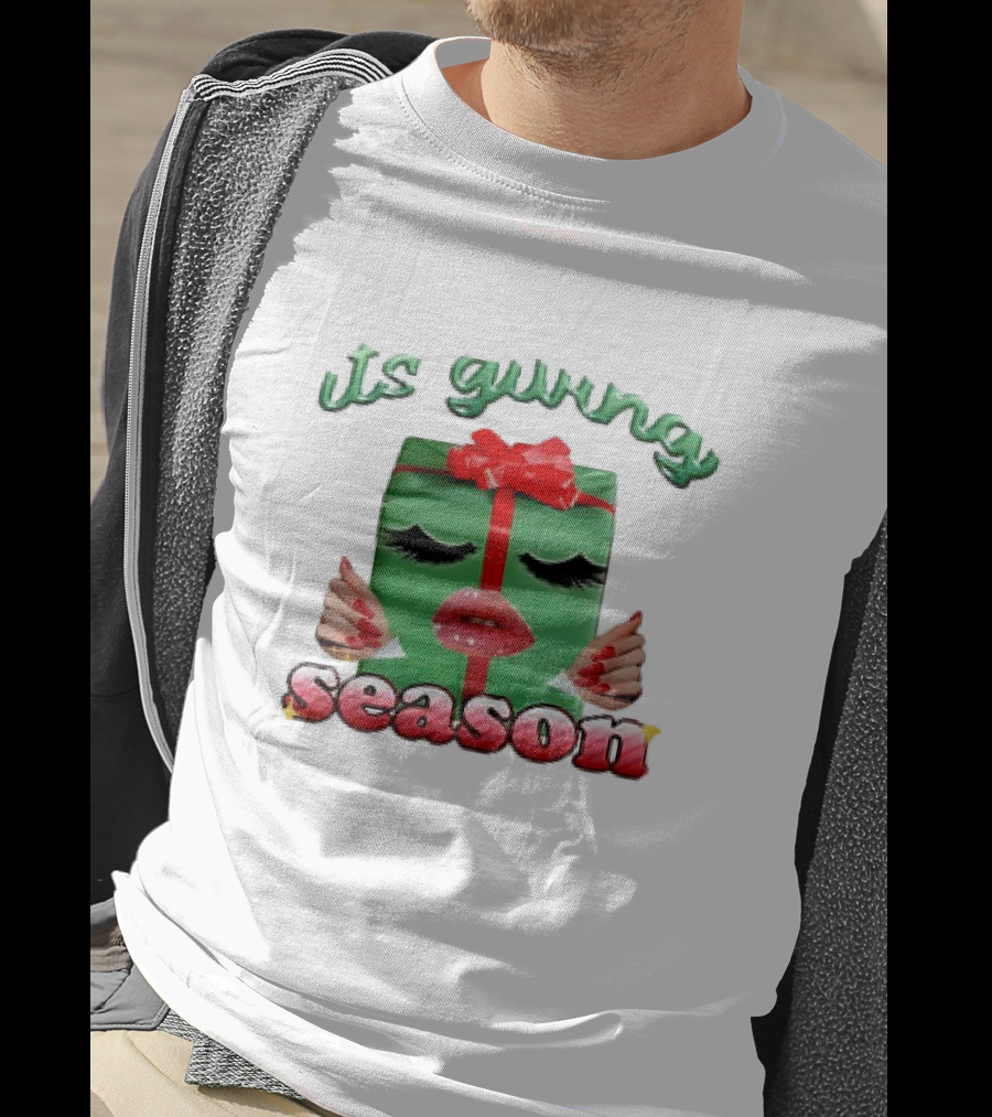 Its Giving Season Christmas Present With Red Lips And Nails T-Shirt