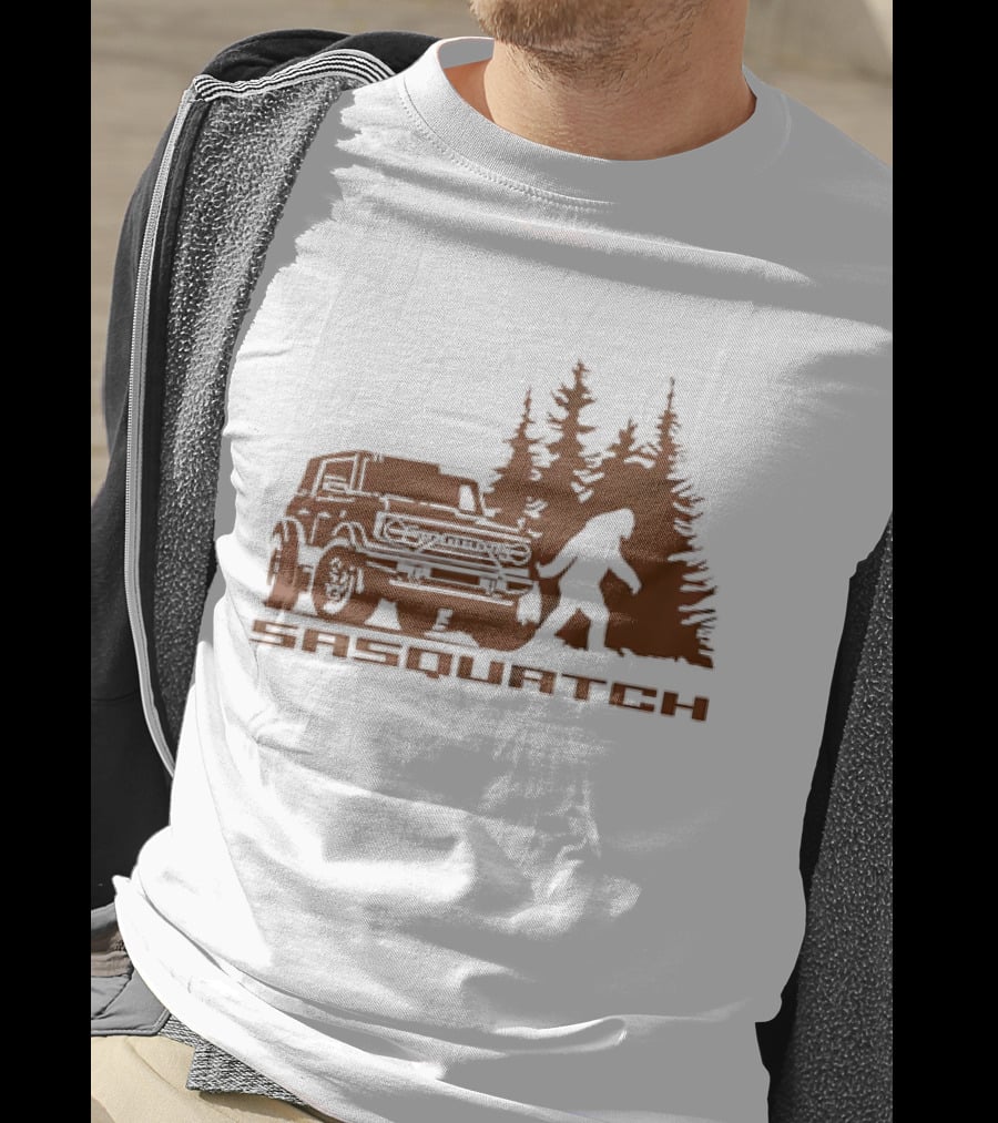 Sasquatch Bigfoot Bronco Truck Forest Scene T-Shirt