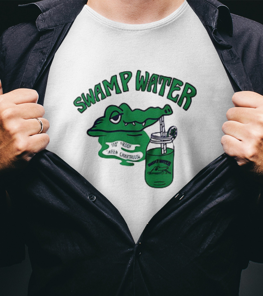 Swamp Water Alligator Drink Jar Vintage Cartoon T-Shirt