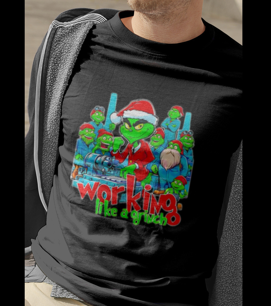 Working Like A Grinch Christmas Mechanic Santa Hat Crew T-Shirt