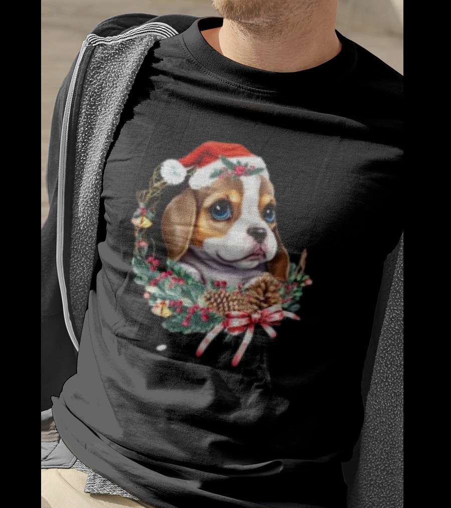 Christmas Beagle With Santa Hat And Holiday Wreath T-Shirt