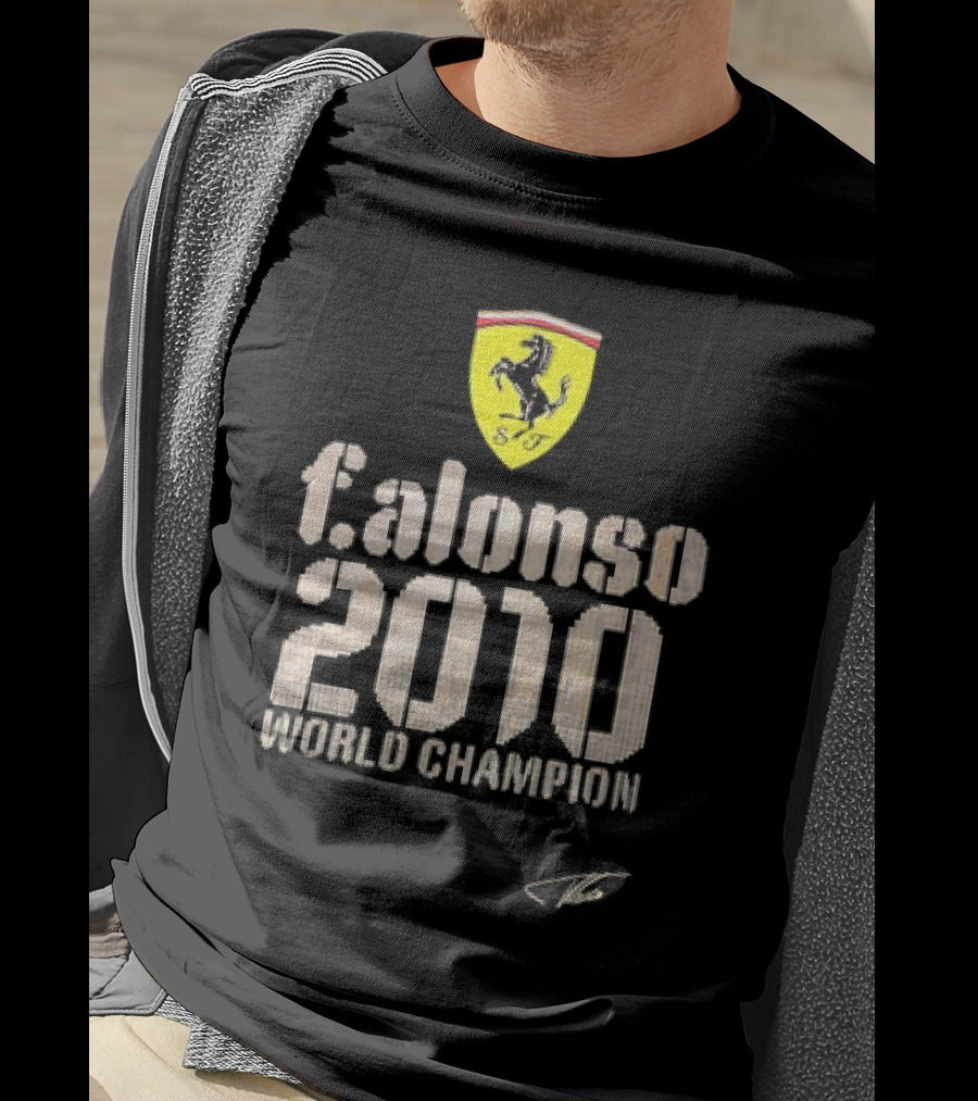 Ferrari F Alonso 2010 World Champion Vintage Logo Yellow Horse Badge T-Shirt