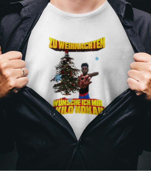 Zu Weihnachten Wünsche Ich Mir 4 Kilo Kokain Christmas Tree And Person T-Shirt