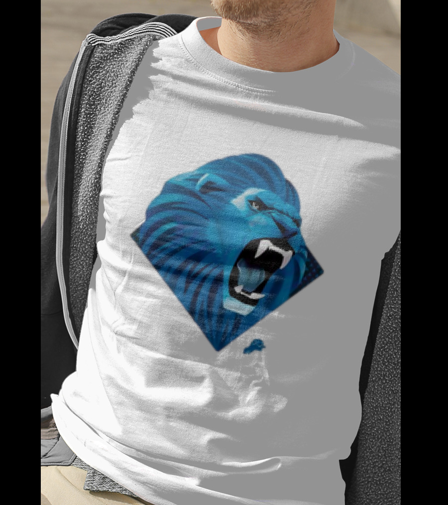 Detroit Lions Roaring Blue Lion Head Emblem T-Shirt