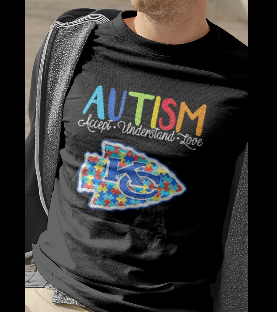 Kansas City Chiefs Autism Accept Understand Love Puzzle T-Shirt