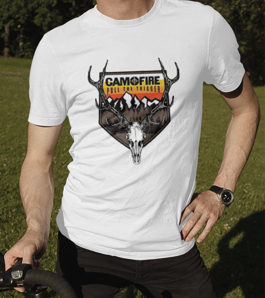 CAMOFIRE Pull The Trigger 2008 Deer Skull And Antlers Mountain T-Shirt