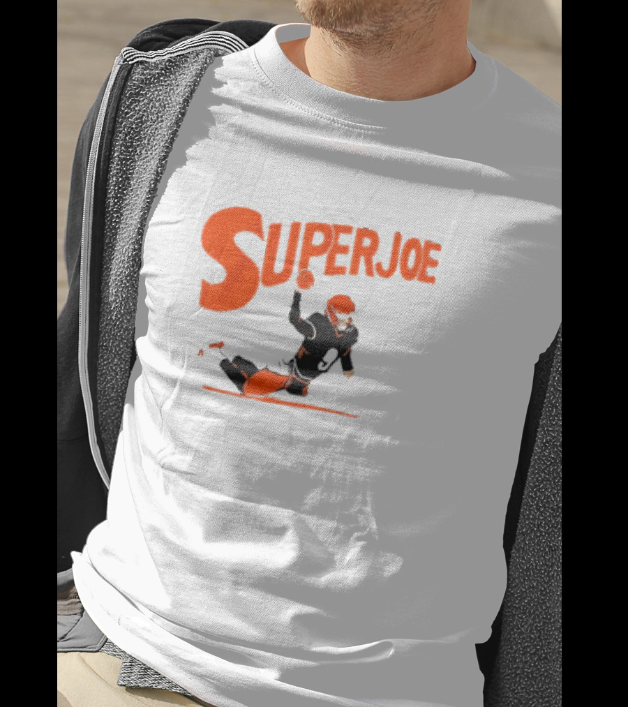 Superjoe Throw 9 Football Superstar T-Shirt