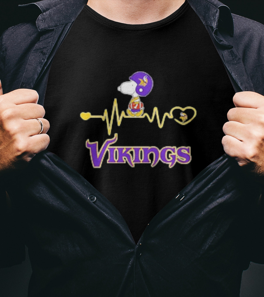 Snoopy Heartbeats Minnesota Vikings T-Shirt