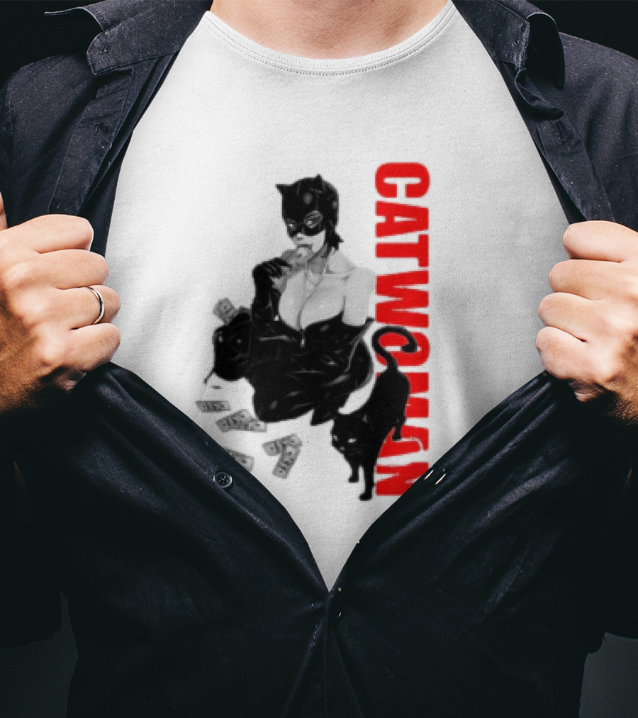 Catwoman Cartoon Noir With Money And Black Cat T-Shirt