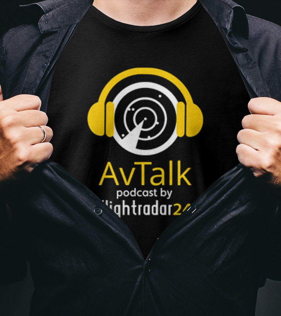 AvTalk Podcast By Flightradar24 With Steve Giordano Radar Headphones T-Shirt