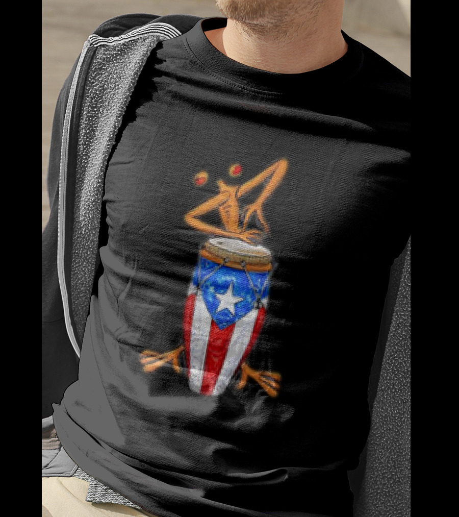 Boricua Puerto Rican Coqui Playing Drum Taino Flag T-Shirt
