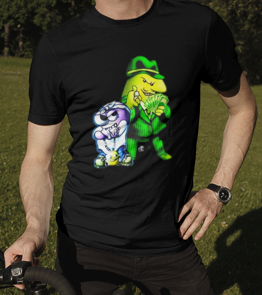 Cool Gangsta Friends Smiling Money Holders T-Shirt