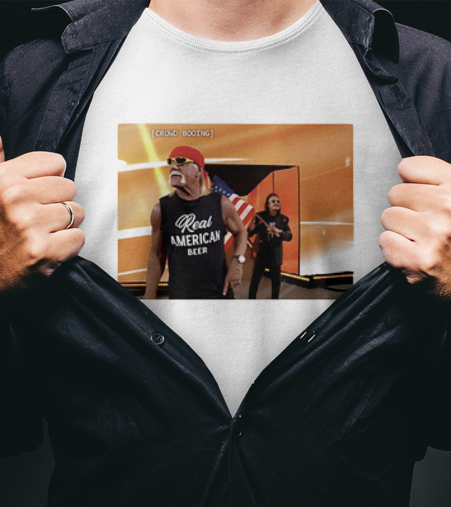 Crowd Booing Real American Beer Wwe Hulk Hogan T-Shirt