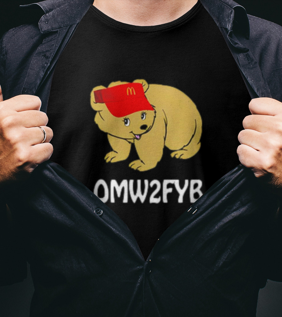 OMW2FYB Bear In Fast Food Cap T-Shirt