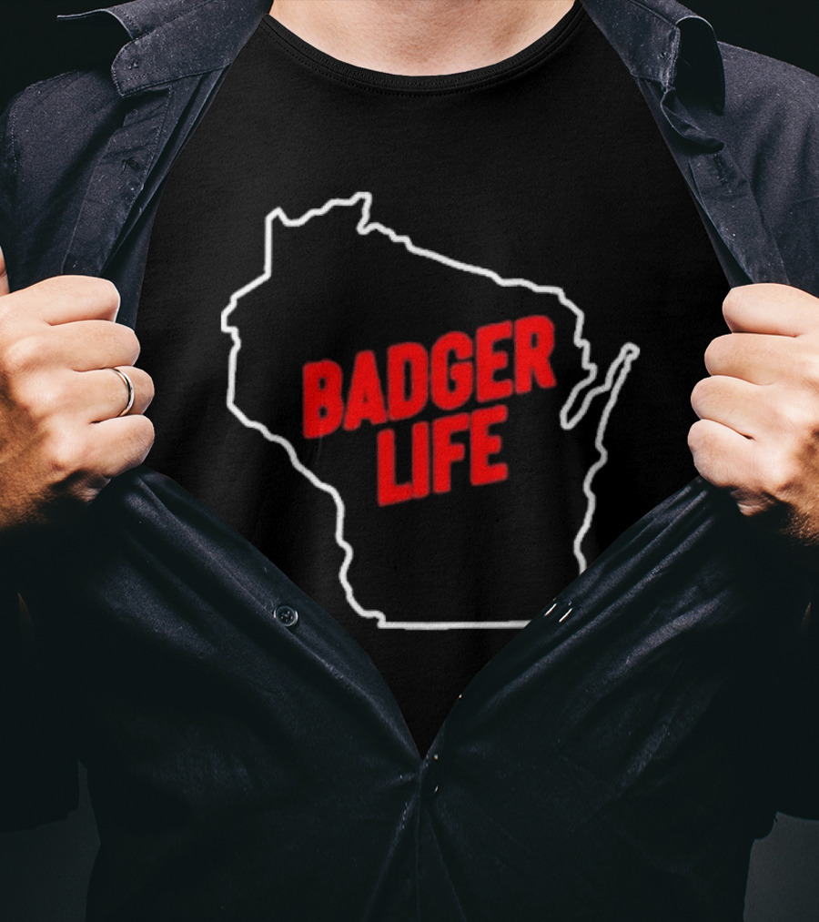 America's Dairyland Wisconsin Badger Life Map Design T-Shirt
