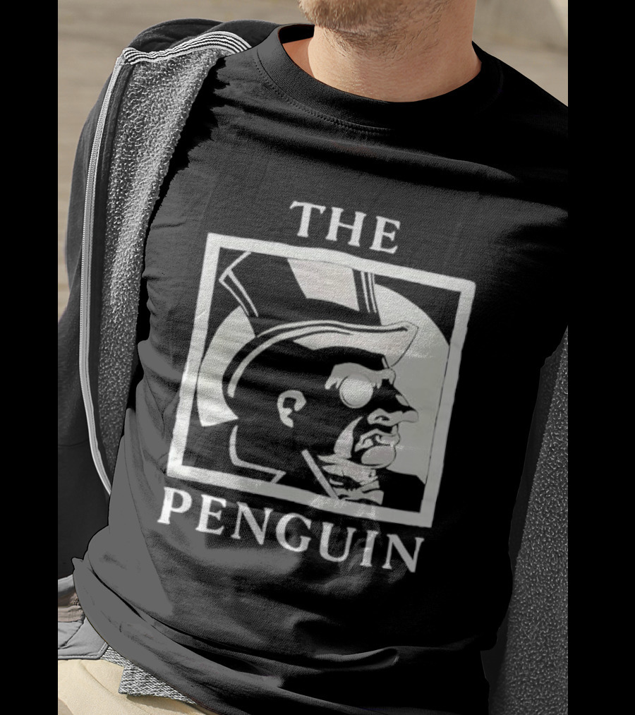 Batman Returns The Penguin Villain Silhouette Art T-Shirt