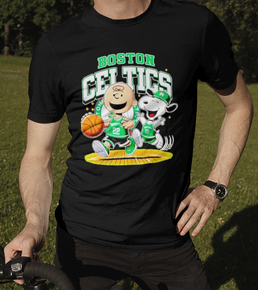 Boston Celtics Charlie Brown Snoopy Basketball Fan Fun T-Shirt
