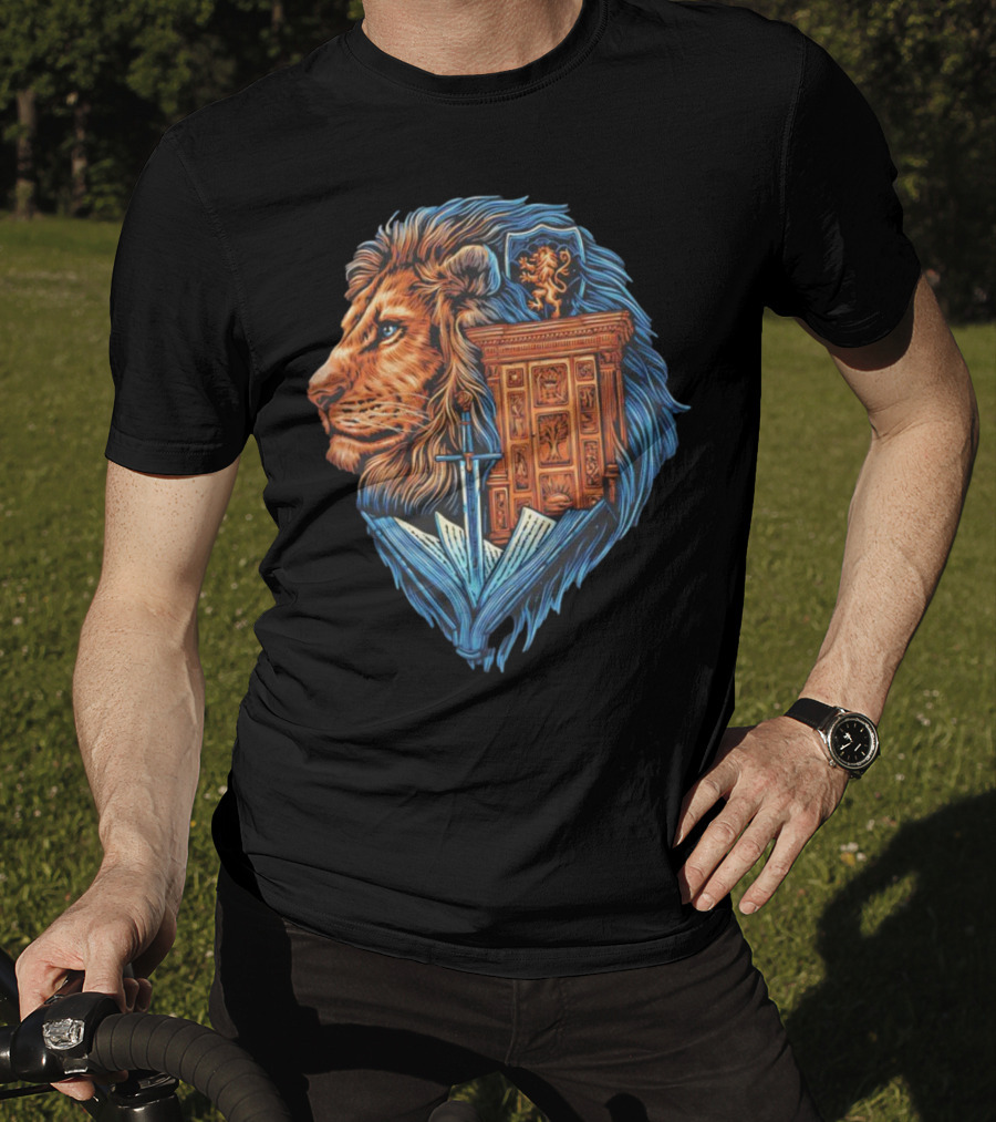 C.S. Lewis’ The Chronicles Of Narnia The Lion The Witch And The Wardrobe Love And Fantasy T-Shirt