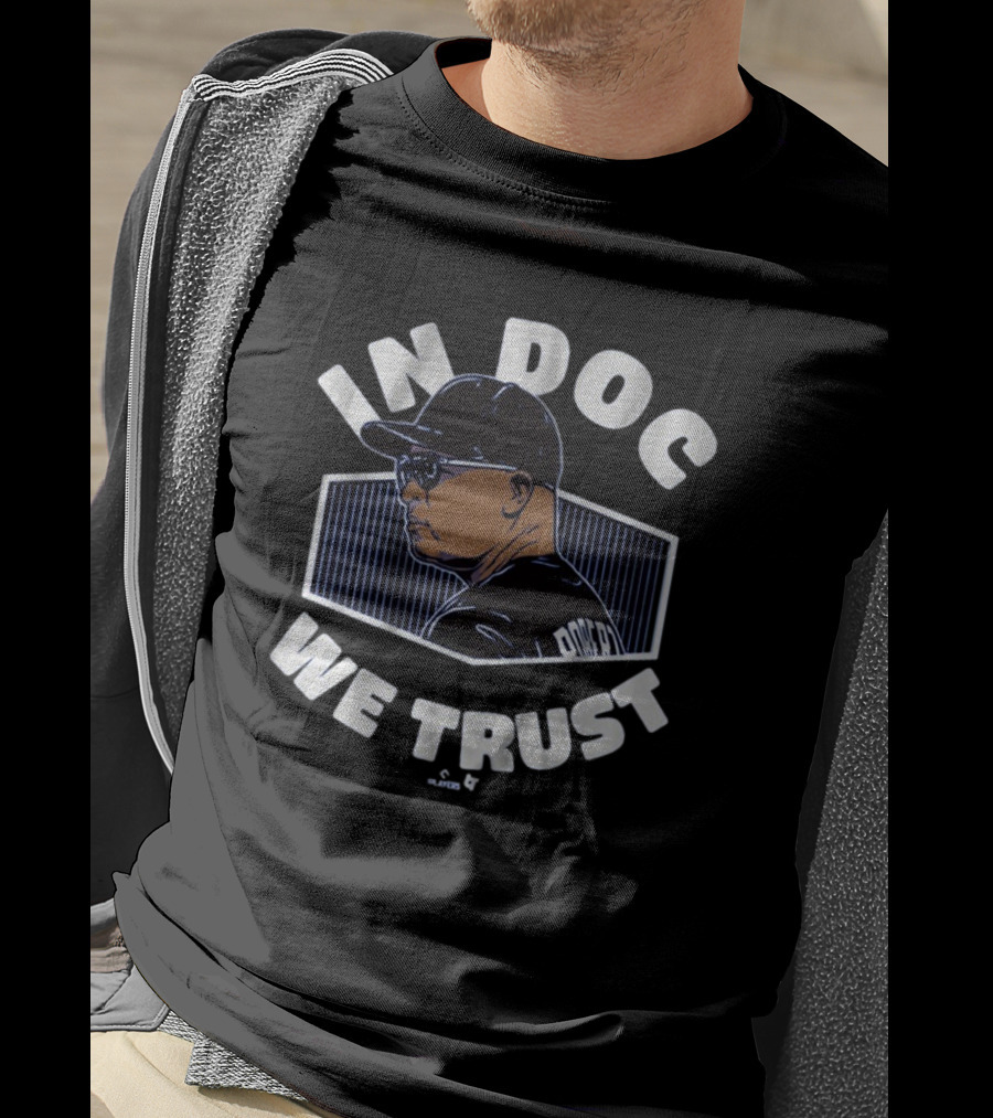 Dave Roberts In Doc We Trust Los Angeles Dodgers MLB Baseball Painting T-Shirt