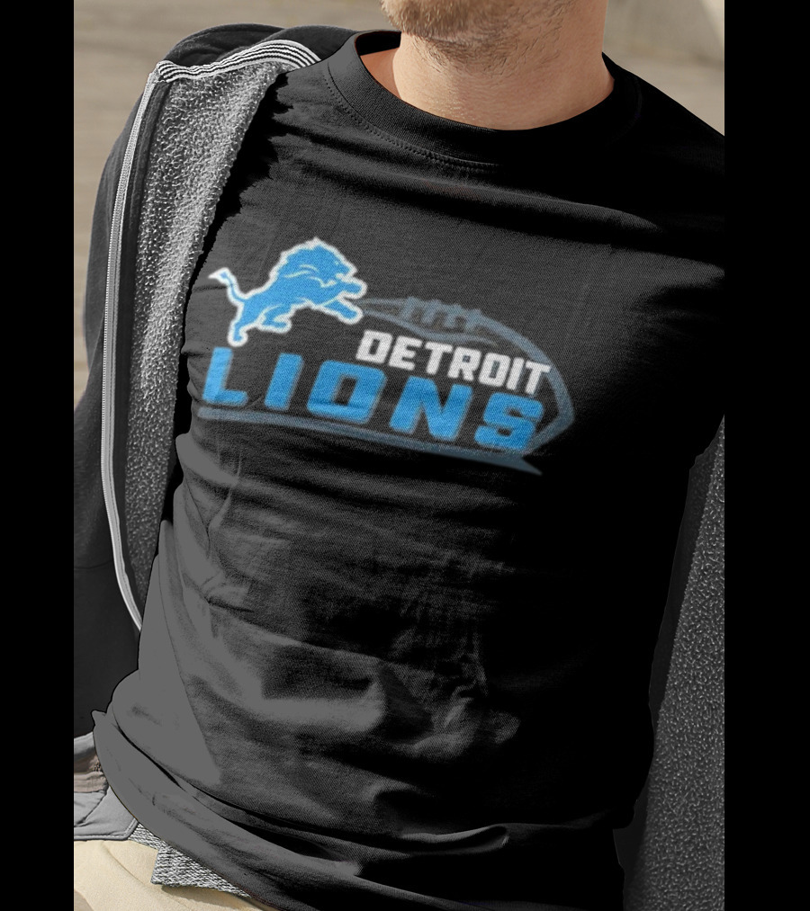 Detroit Lions Ball T-Shirt