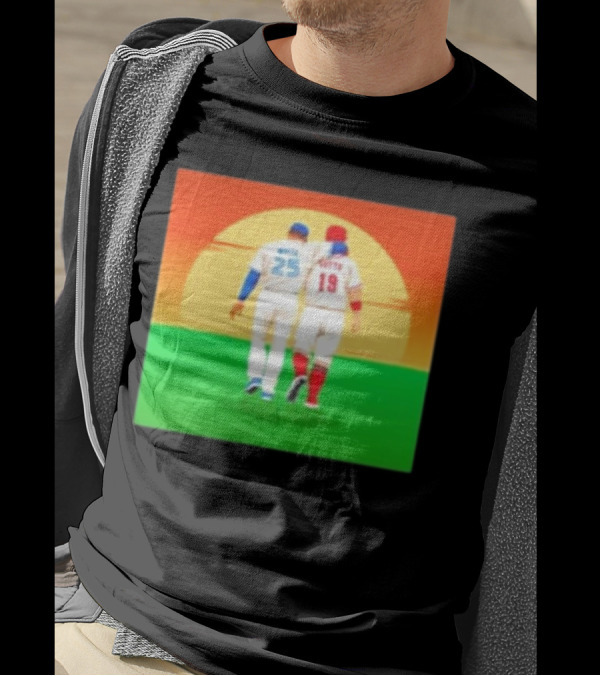 Devon White And Joey Votto Arm Around Shoulders Together T-Shirt