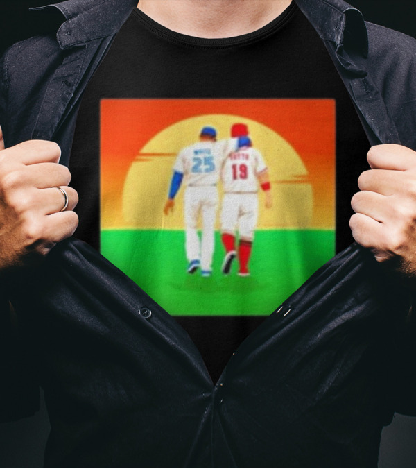 Devon White And Joey Votto Arm Around Shoulders Together T-Shirt