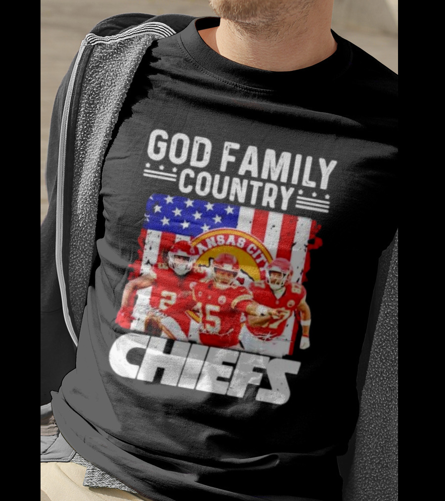 God Family Country Kansas City Chiefs Signatures T-Shirt