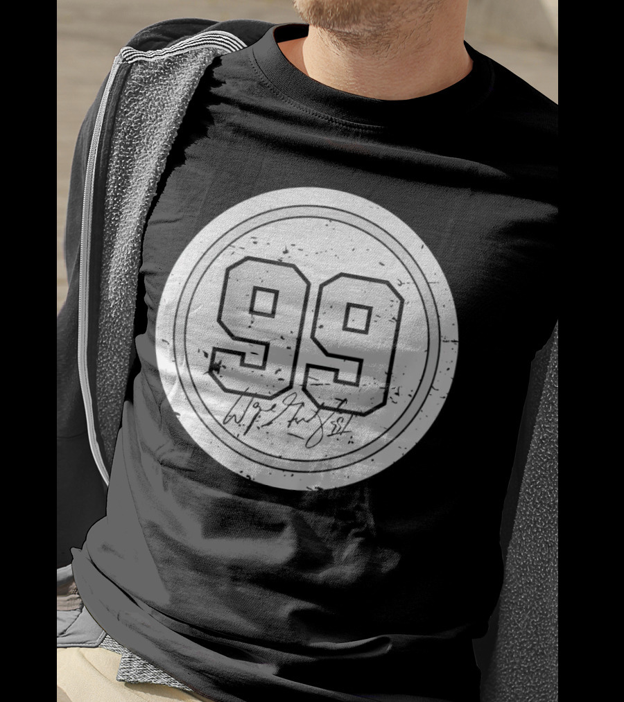 Wayne Gretzky No. 99 Circle Signature Los Angeles T-Shirt