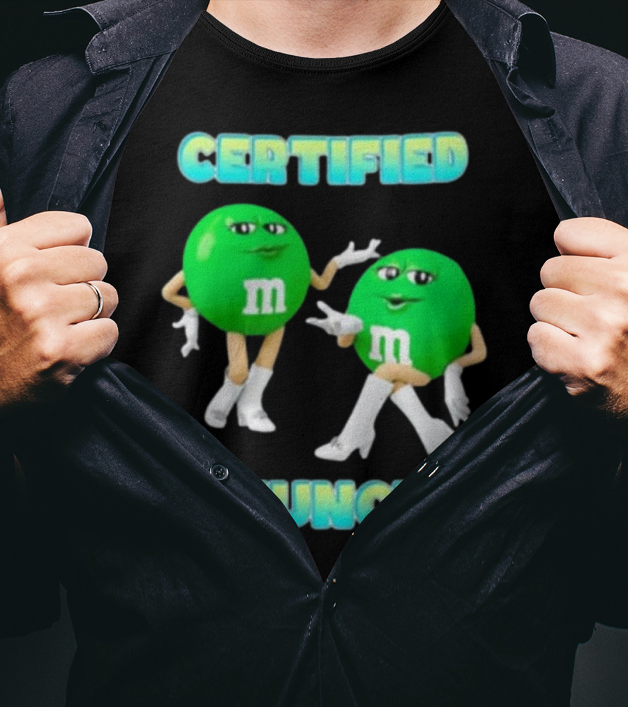 CERTIFIED MUNCH M&M Green Candy Characters Boot Pose T-Shirt