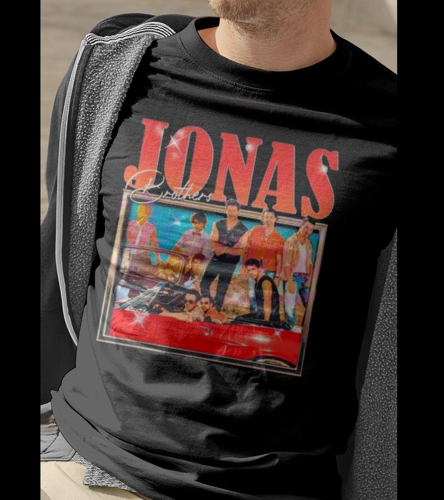 Jonas Brothers Band Retro Group Photo With Red Convertible T-Shirt
