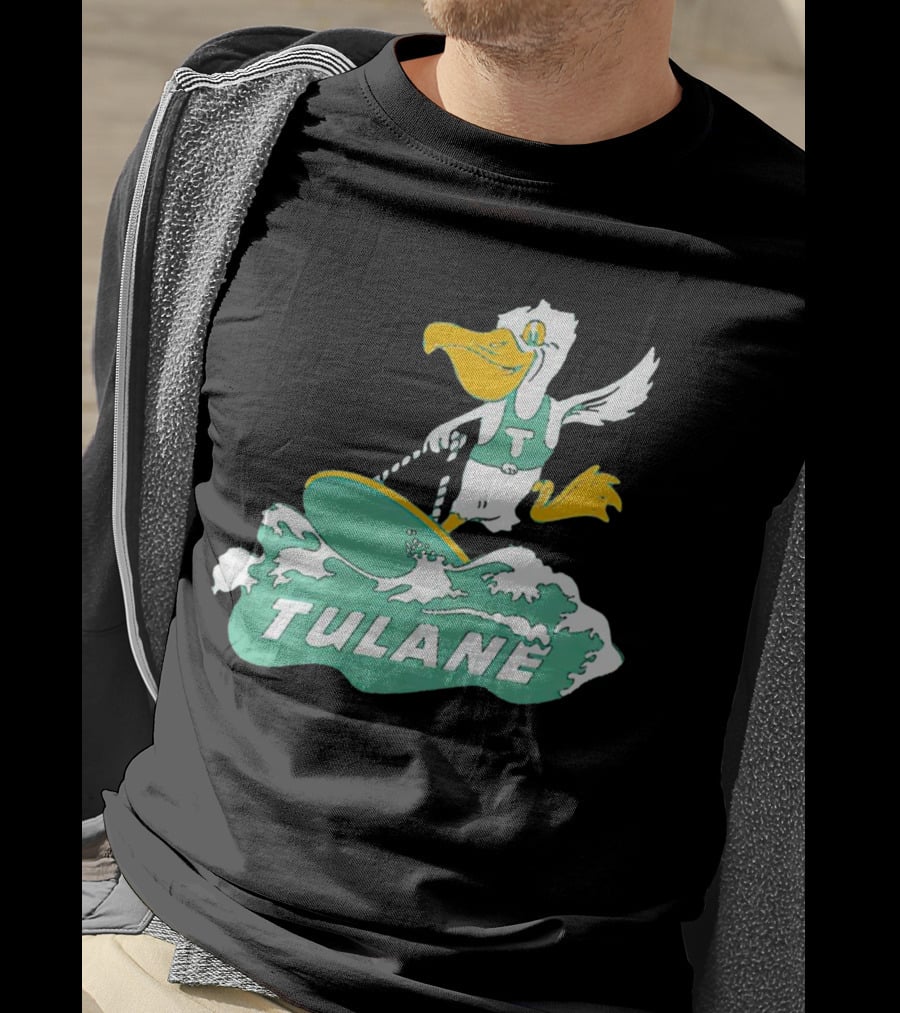 Tulane Green Wave Surfing Pelican Vintage T-Shirt