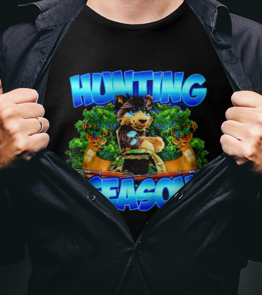 Hunting Season Wolf And Deer Forest Scene T-Shirt