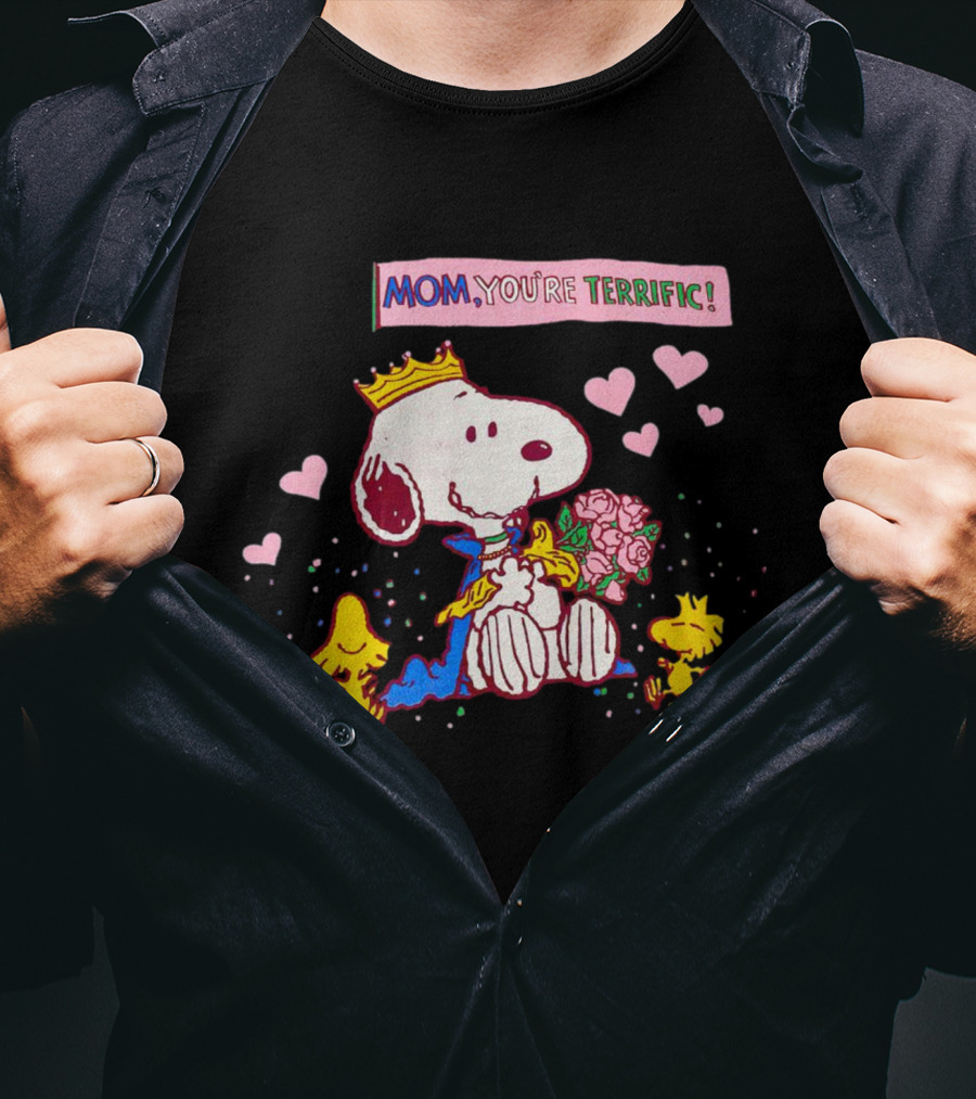Snoopy Mom You're Terrific With Hearts And Crown T-Shirt