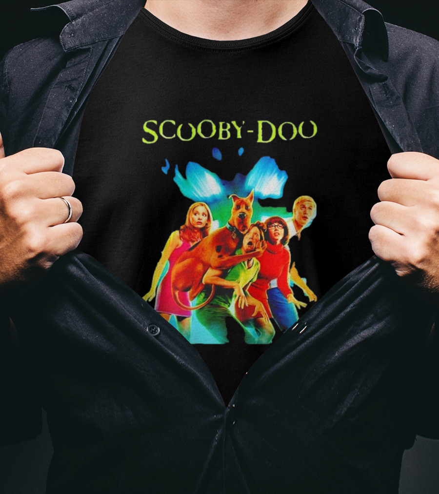 Scooby-Doo With Mystery Inc Group Vibrant Scene T-Shirt
